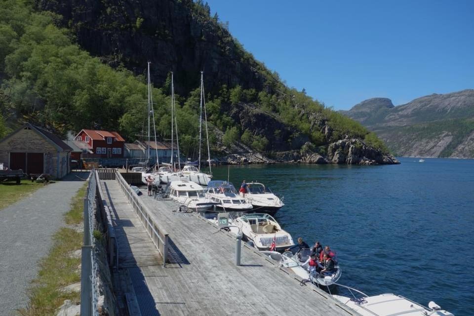 Florli 4444 Lysefjorden - Director'S Residence 桑内斯 外观 照片